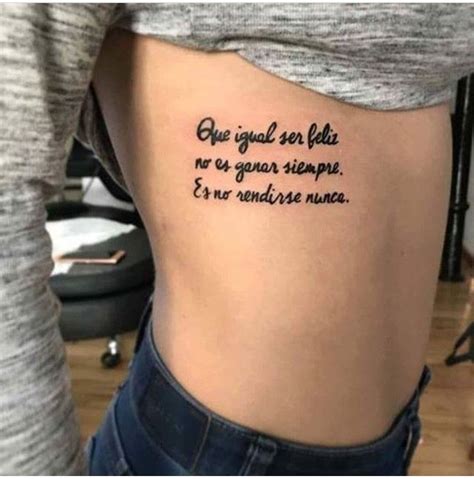 tatuajes para mujeres en las costillas con significado|Tatuajes de costillas para mujer: diseños elegantes。